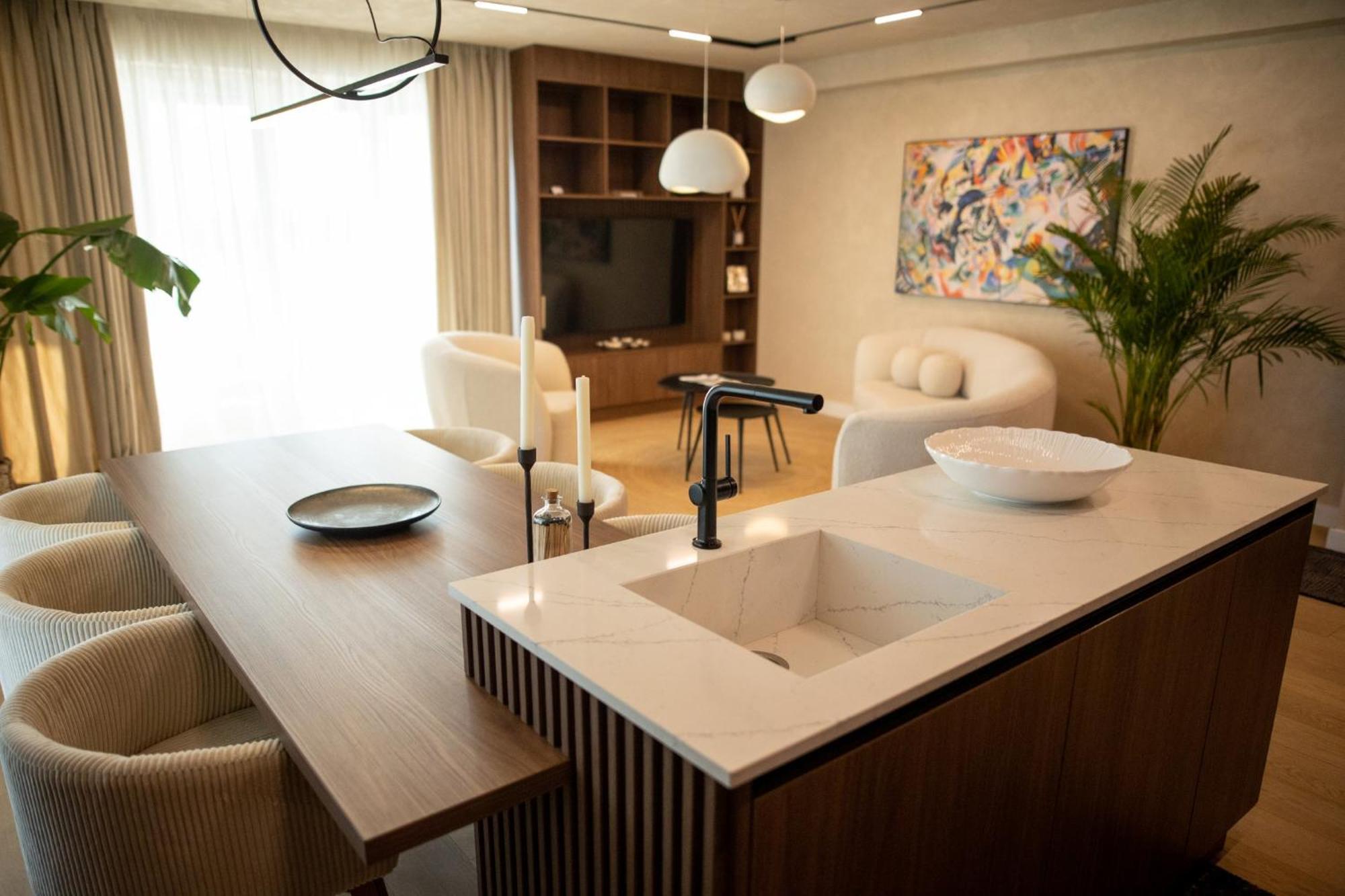 Penthouse Lebada View